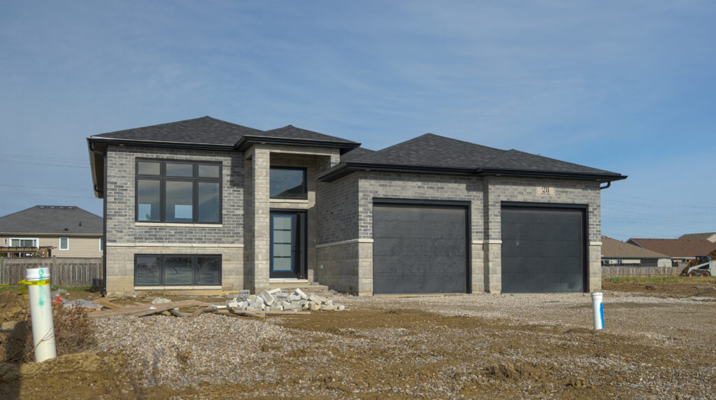 Custom Homes in LaSalle, Ontario